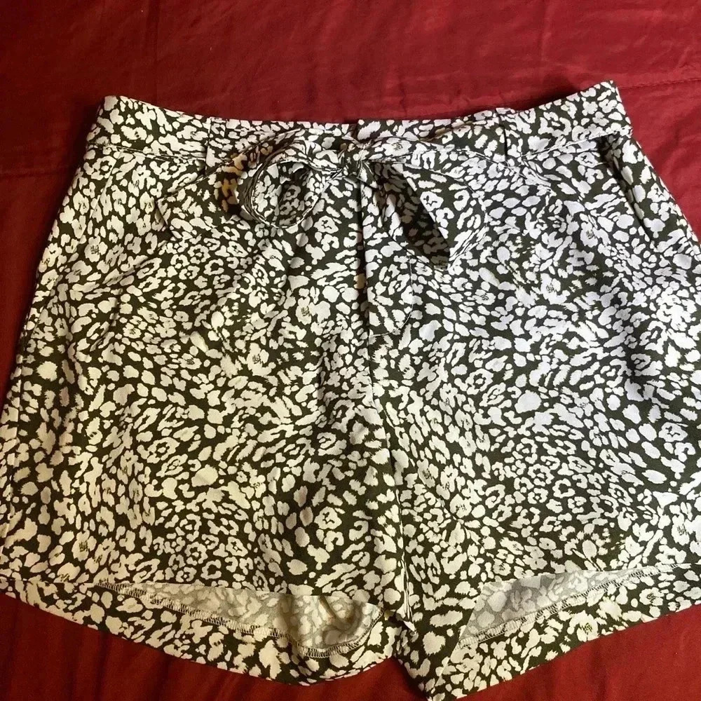 J. Crew shirt for women. Size 6. New